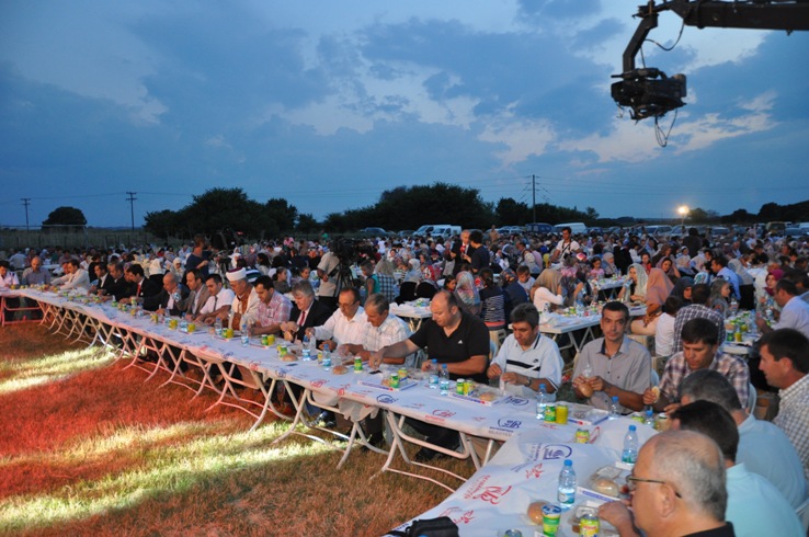 bereket konvoyu08.JPG